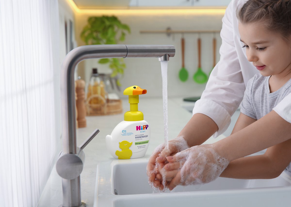 5_ServicesPage_PackagingProduction_Rotation_Image_FIX